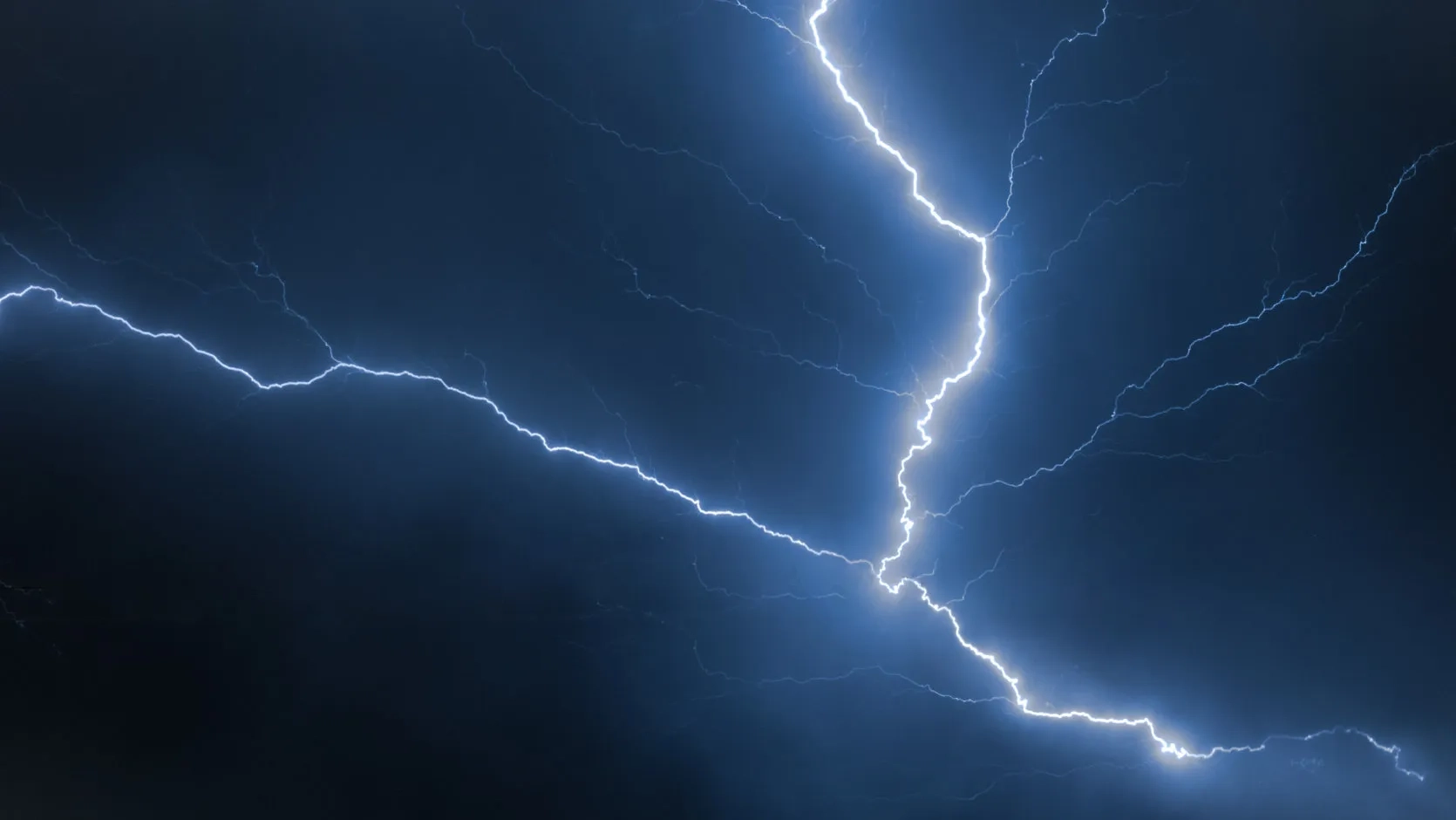 Unwetter und Gewitter mit Blitz