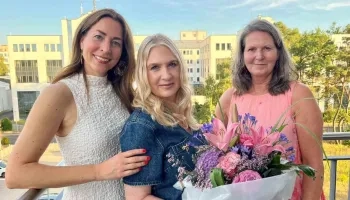 Bettina Guggemos mit Ivana Duvnjak und Cornelia Lang