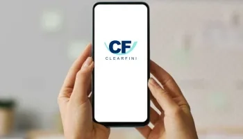 Neue Produktmarke Clearfini auf Smartphone angezeigt